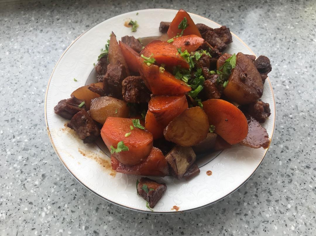 土豆炖肉