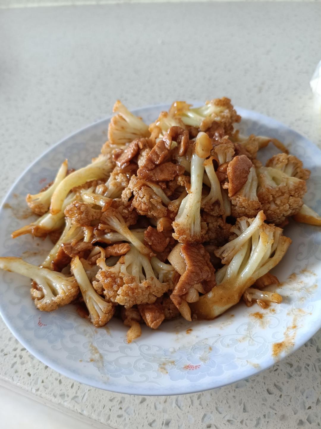 干煸菜花（花菜炒肉）