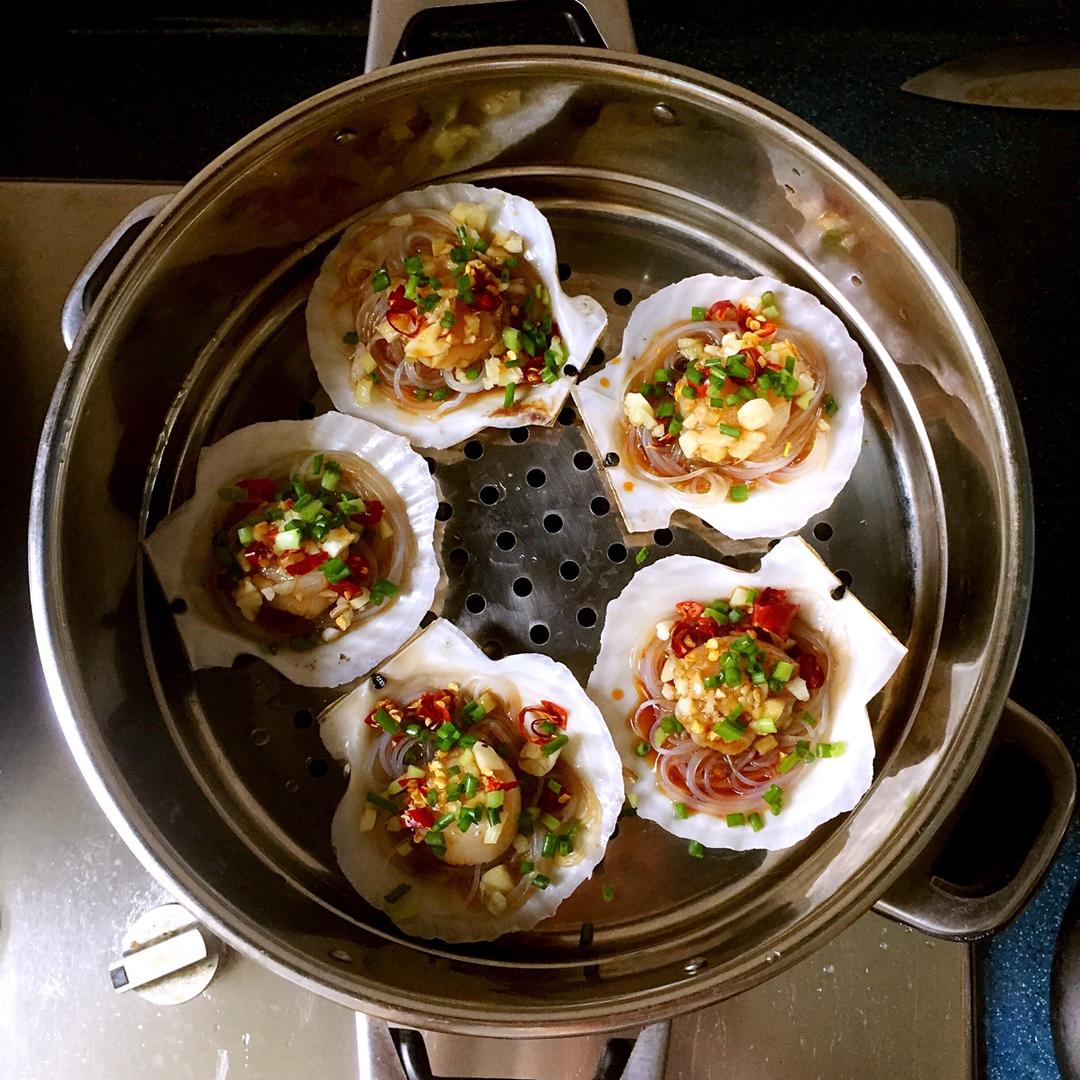 蒜蓉粉丝蒸扇贝