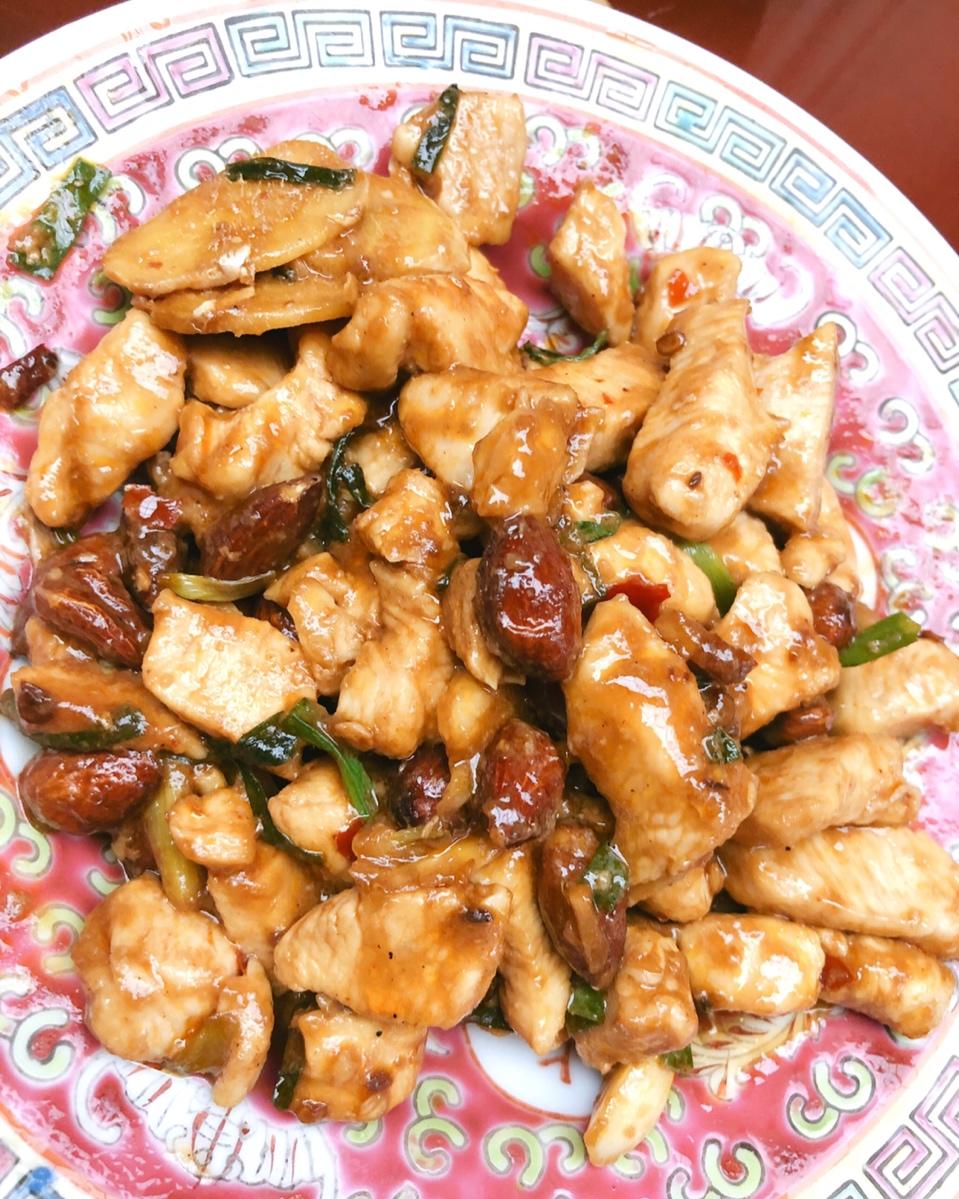 宫保鸡丁（大杏仁版）Almond Version KungPao Chicken