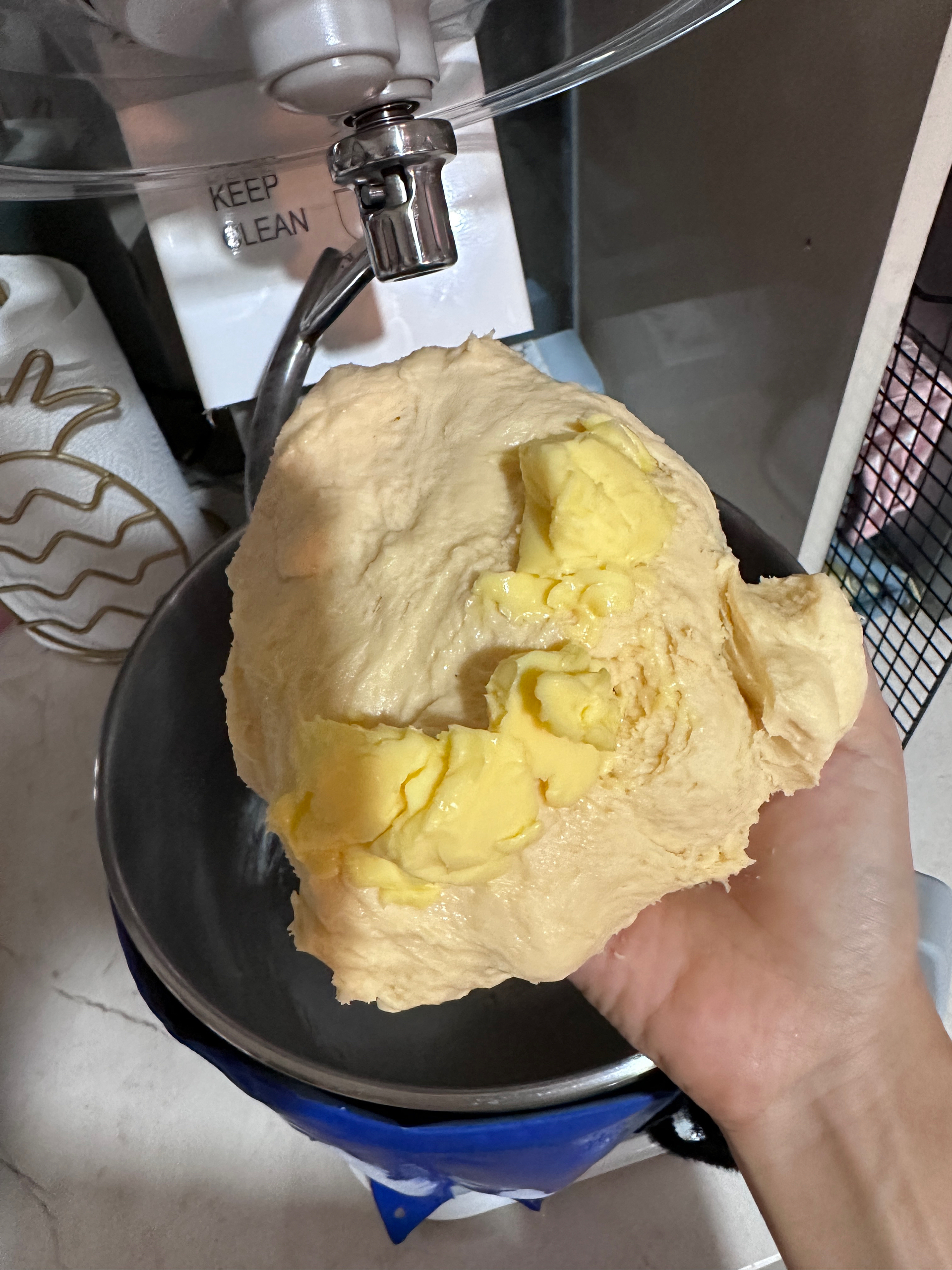 椰蓉脆底小面包，一口一个不吱声的做法 步骤2