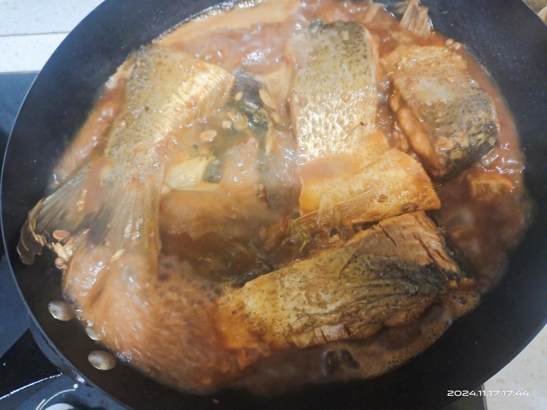 鱼头泡饼 炖鱼头（家庭版旺顺阁）