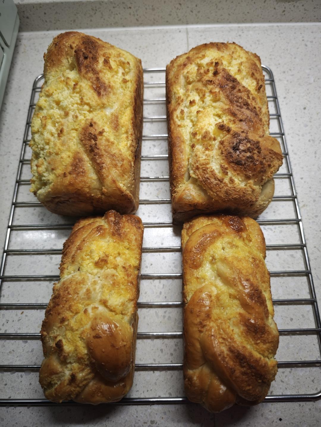 椰香浓郁的椰蓉吐司