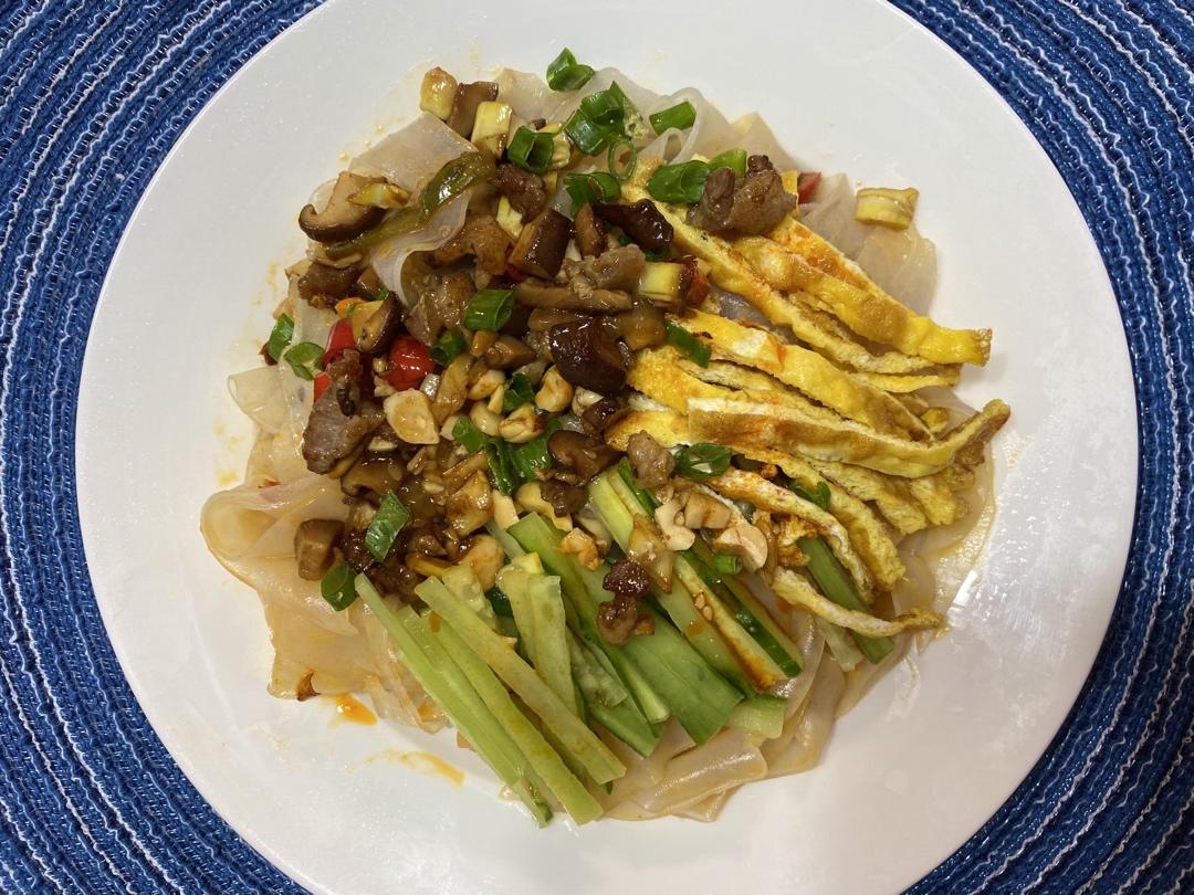 凉皮-家庭自制（告诉你自己做更劲道的秘诀）
