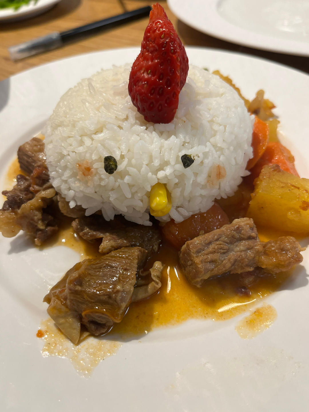 人见人爱花见花开🐤         三只小鸡日式咖喱饭