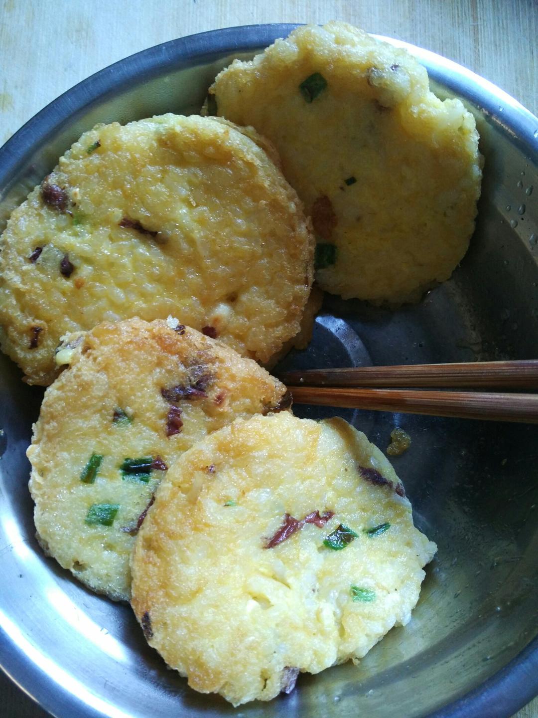 鸡蛋米饭饼