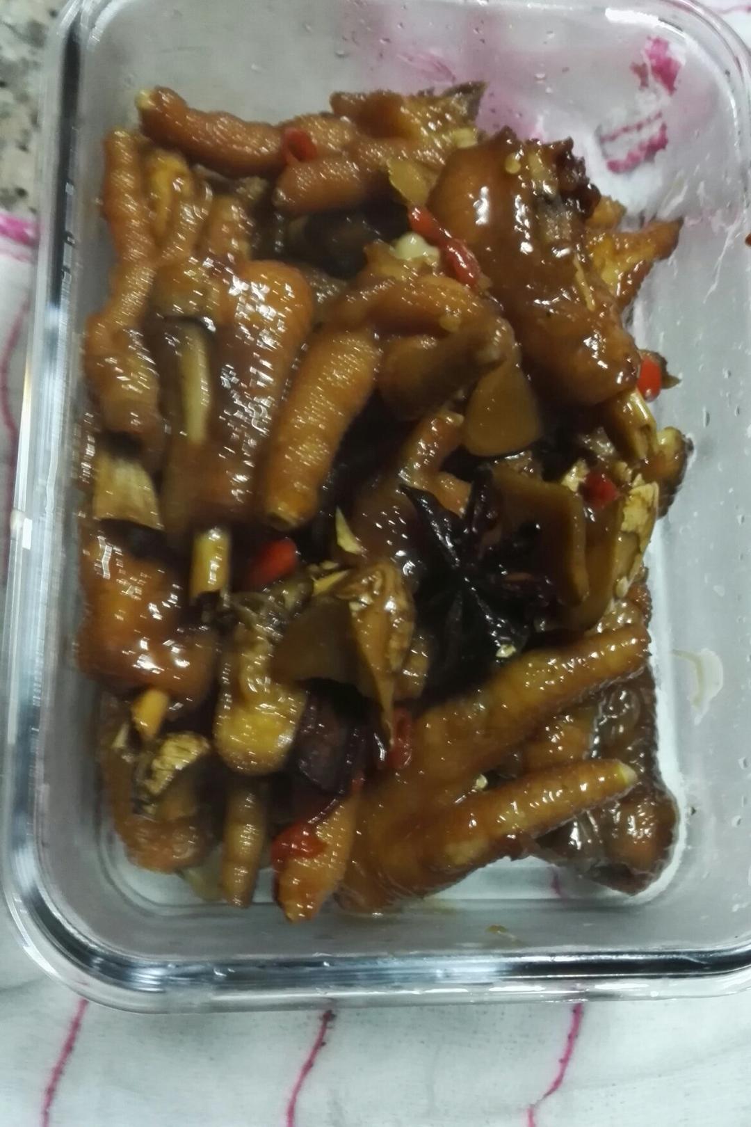 香辣烧鸡爪