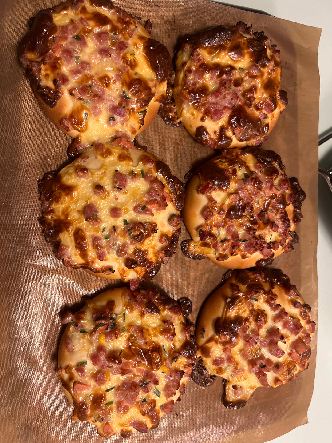 新手必做的午餐肉披萨面包 一次发酵 做法简单 当成早餐太方便了