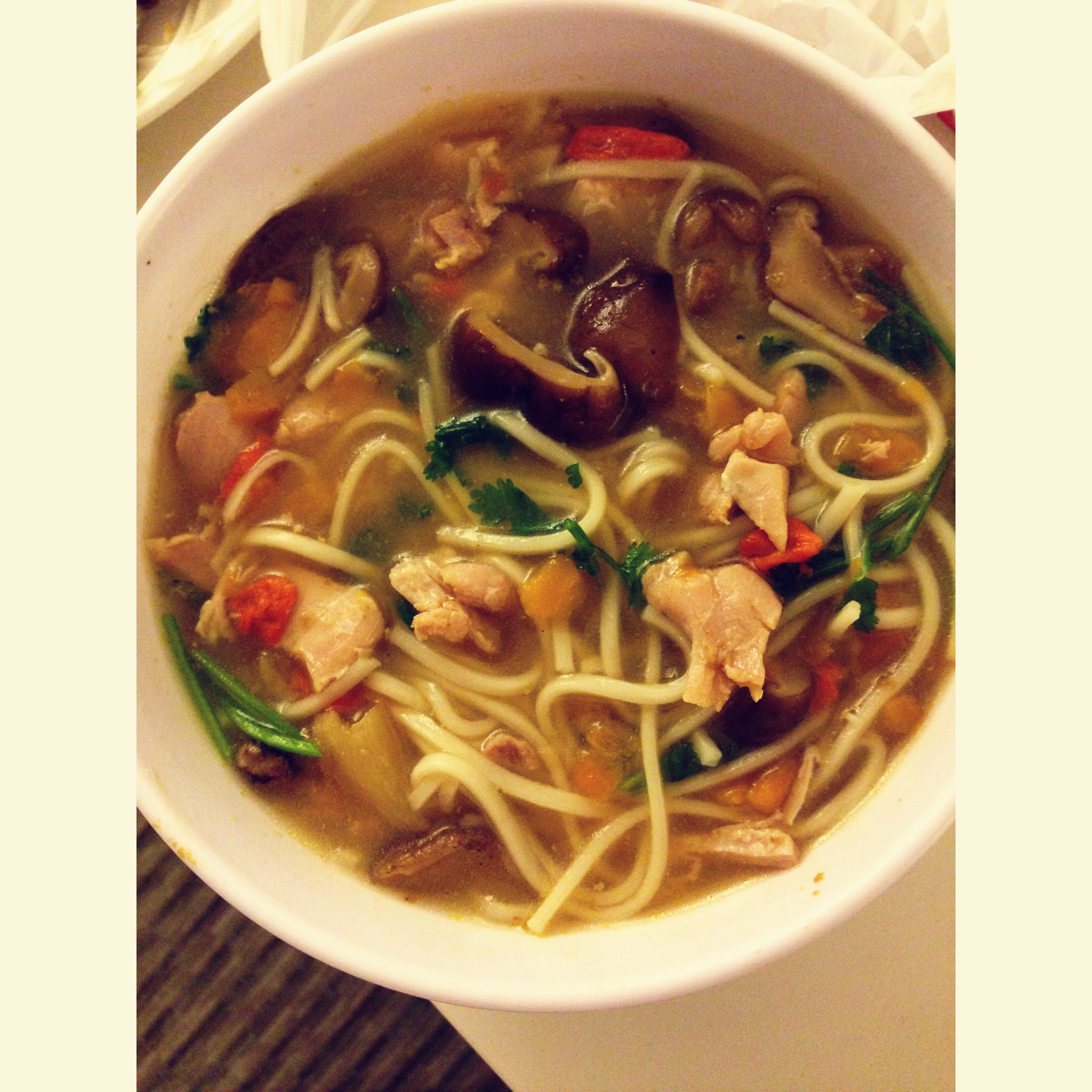 香菇炖鸡面