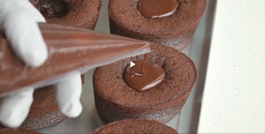 黑巧克力夹心熔岩蛋糕的做法 步骤13