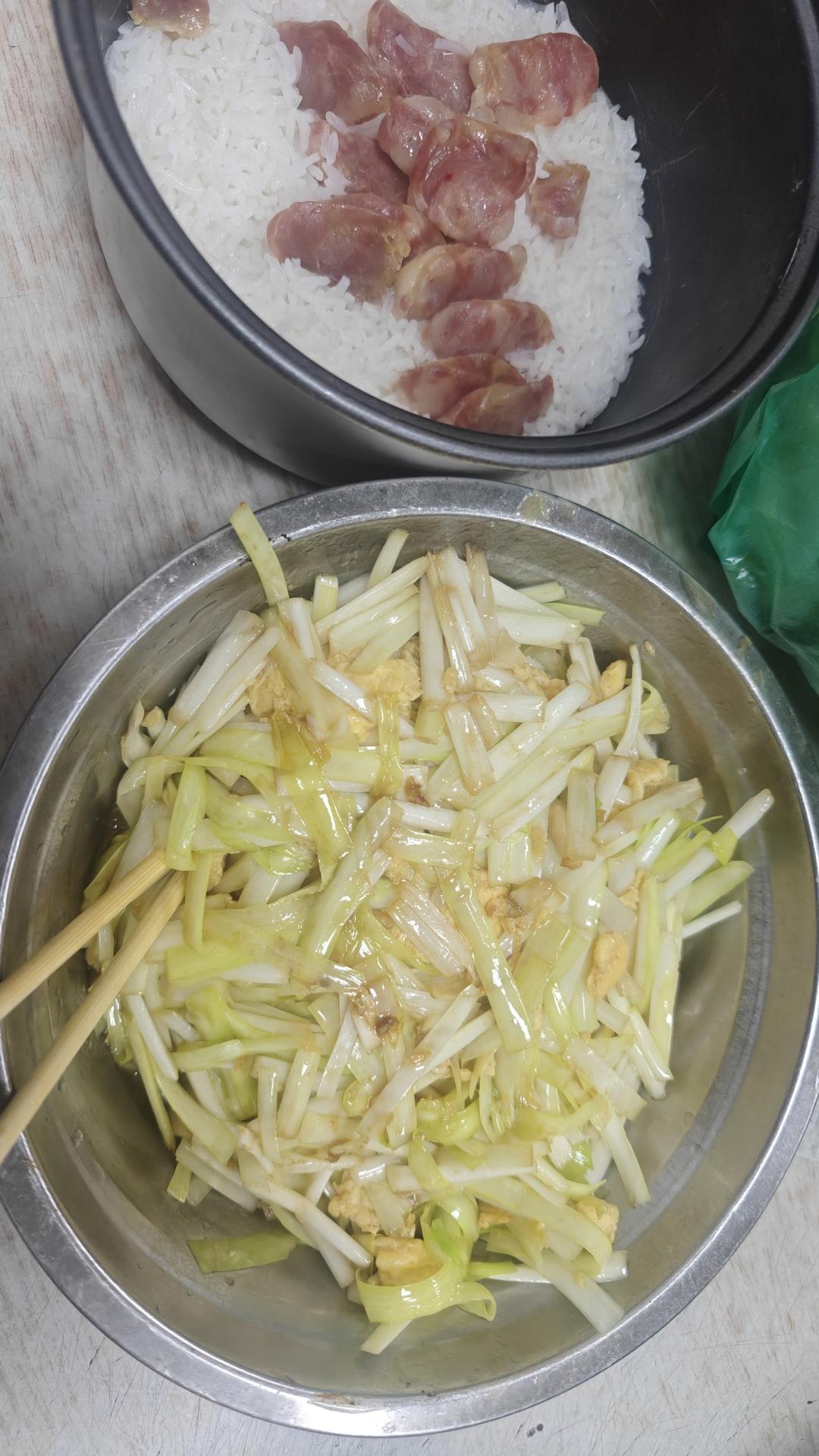 整个简单的韭黄炒蛋（手把手教学）