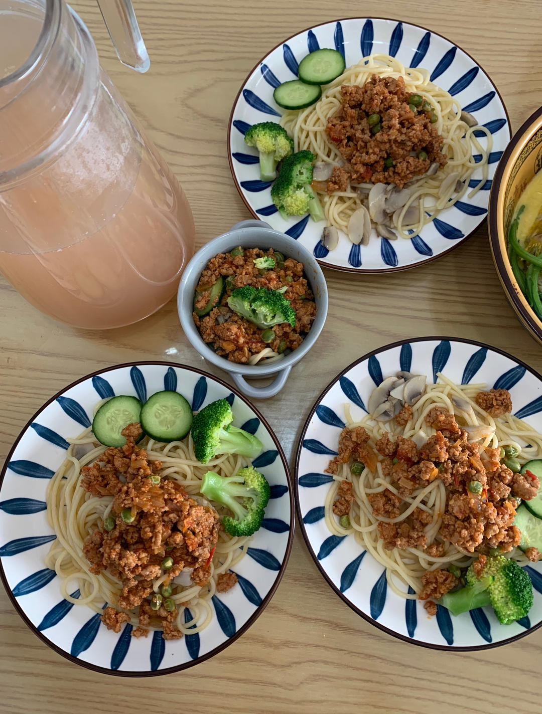 中式番茄肉酱面