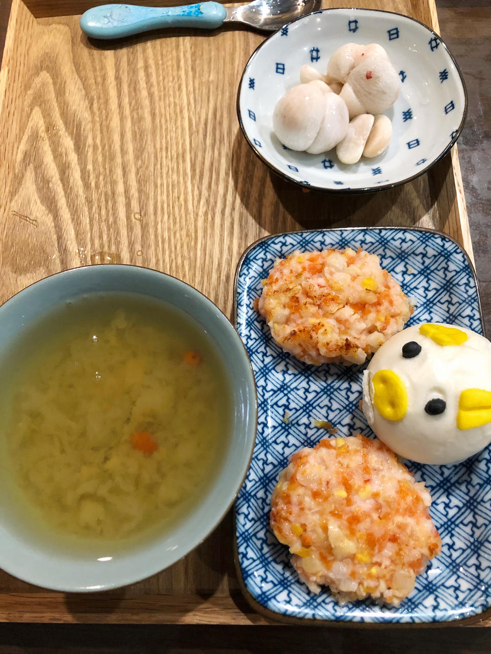 有颜值还健康的玉米虾饼，做法简单又好吃，一学就会