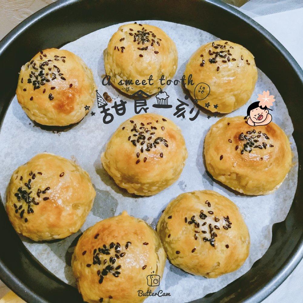 【蛋黄酥】两分钟教会你刷爆朋友圈的蛋黄酥，不光好吃，还有颜值！