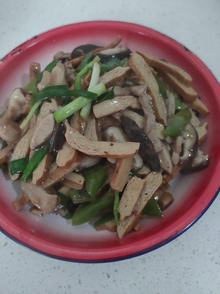 二香组合：香菇香干炒肉片