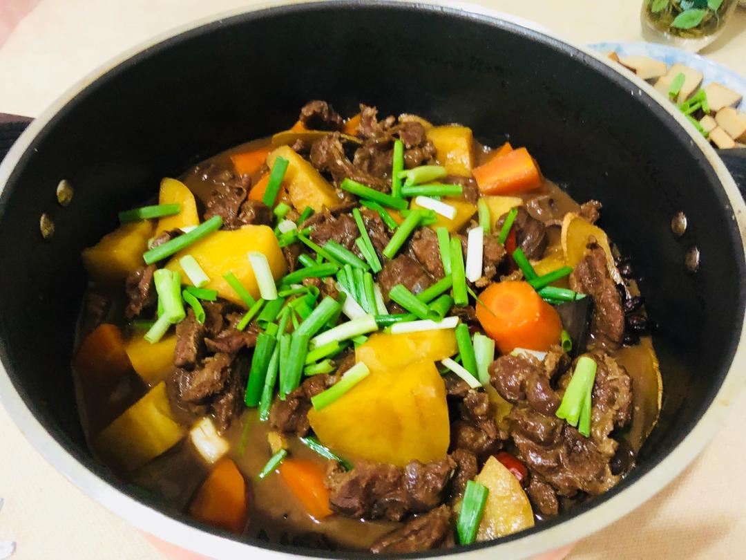 土豆炖牛肉