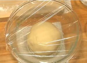 肉丁香菇卷心菜包子的做法 步骤9