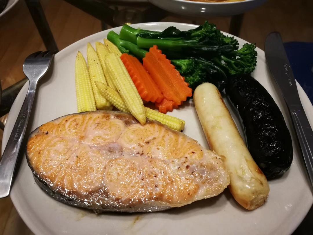 香煎三文鱼扒