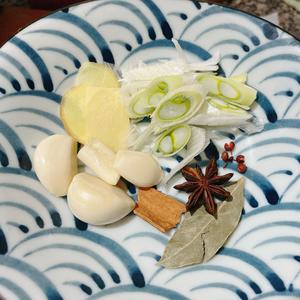 冬日美食|东北铁锅炖豆角排骨土豆（贴饼子一锅出）的做法 步骤11