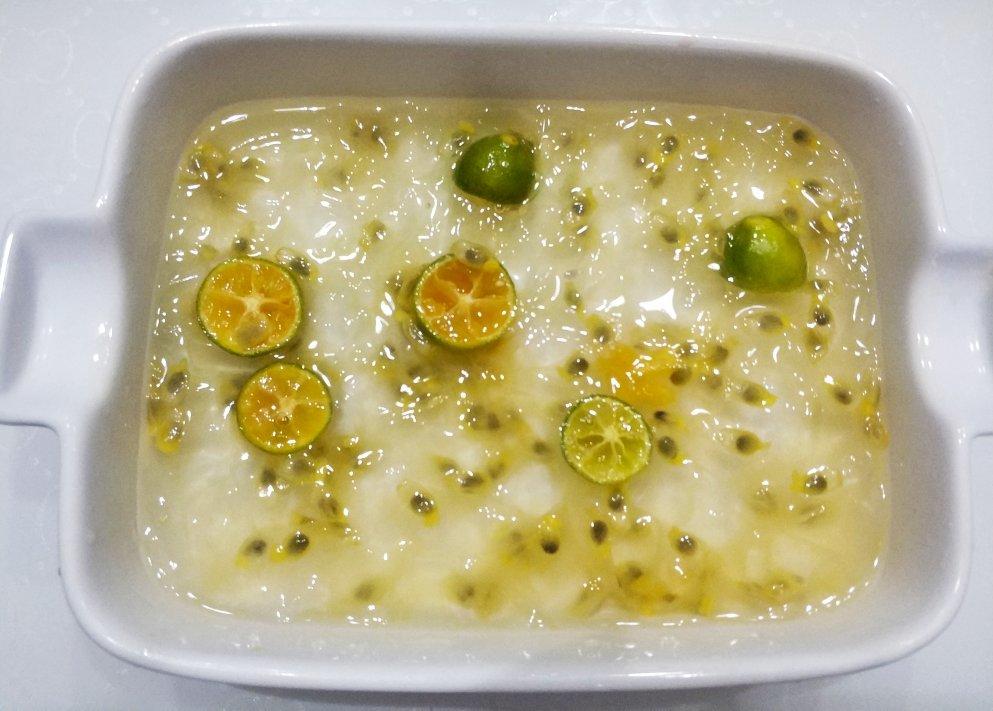 青柠百香果冰粉