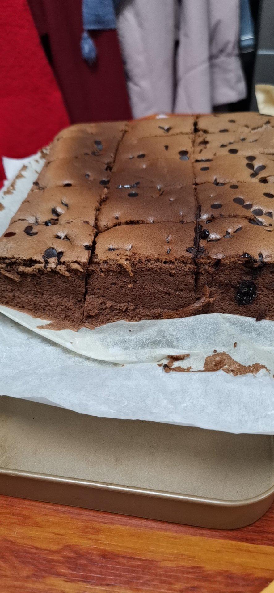 柔软细腻，浓郁香气的巧克力古早味蛋糕