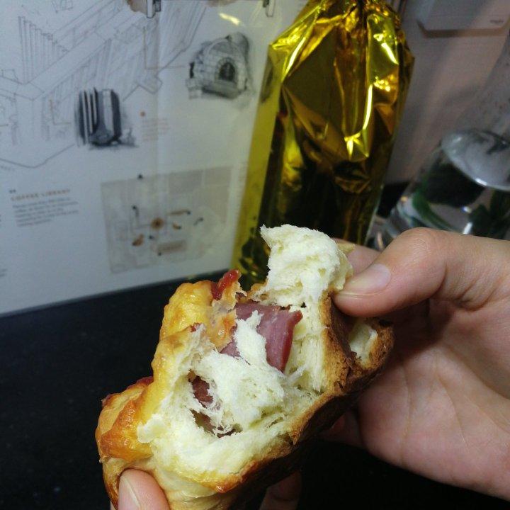 火腿起司小餐包