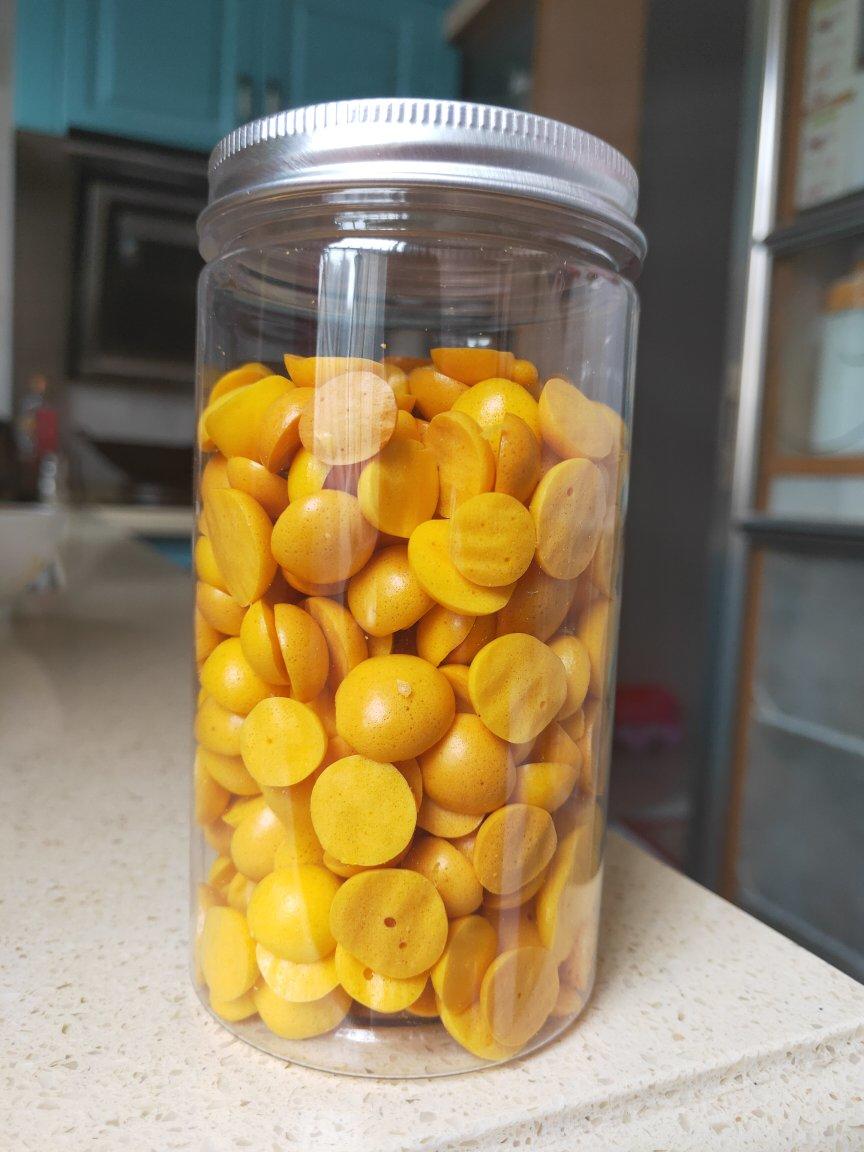 入口即化的无添加蛋黄溶豆