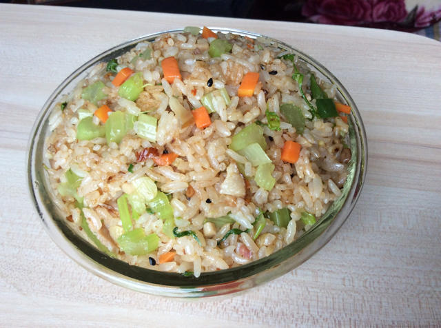 酱油炒饭(超级简单)