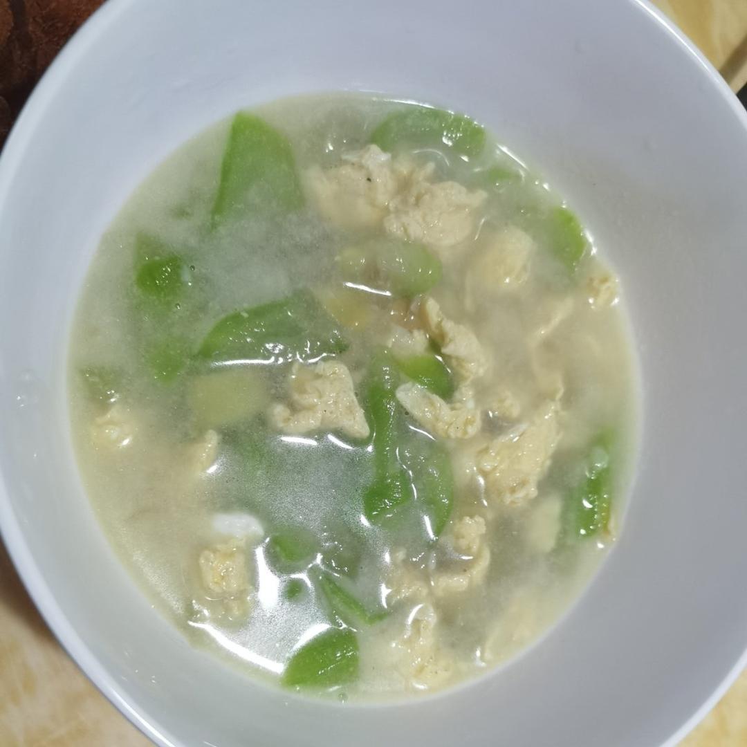 鲜到爆的丝瓜菌菇蛋汤