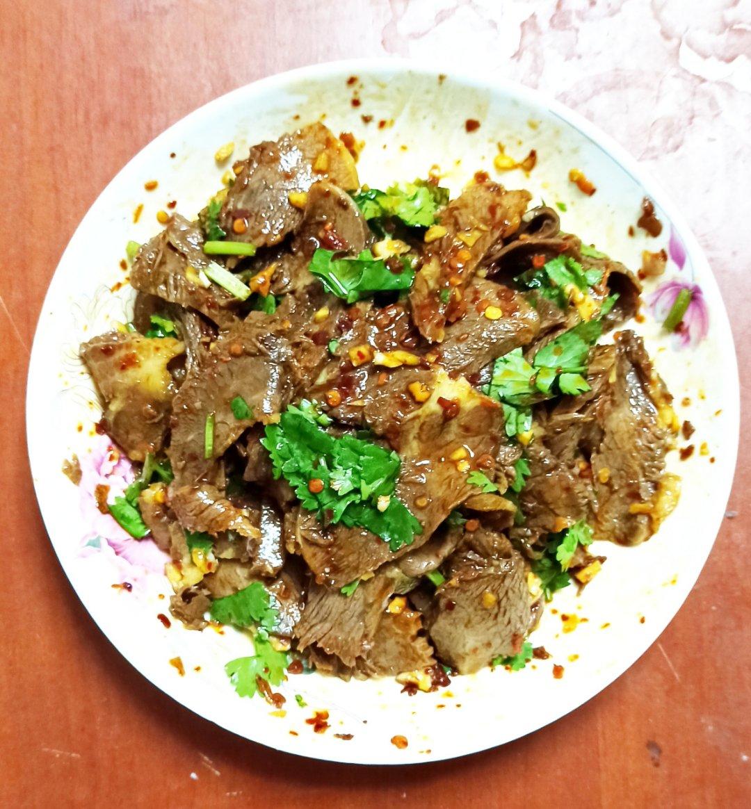 凉拌牛肉