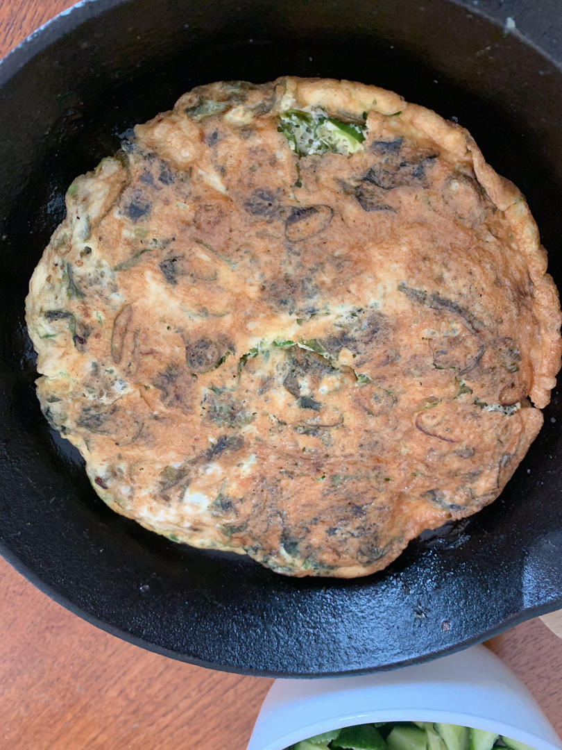 不费力赢很大的紫菜煎蛋，焦嫩鲜香，上桌秒光！