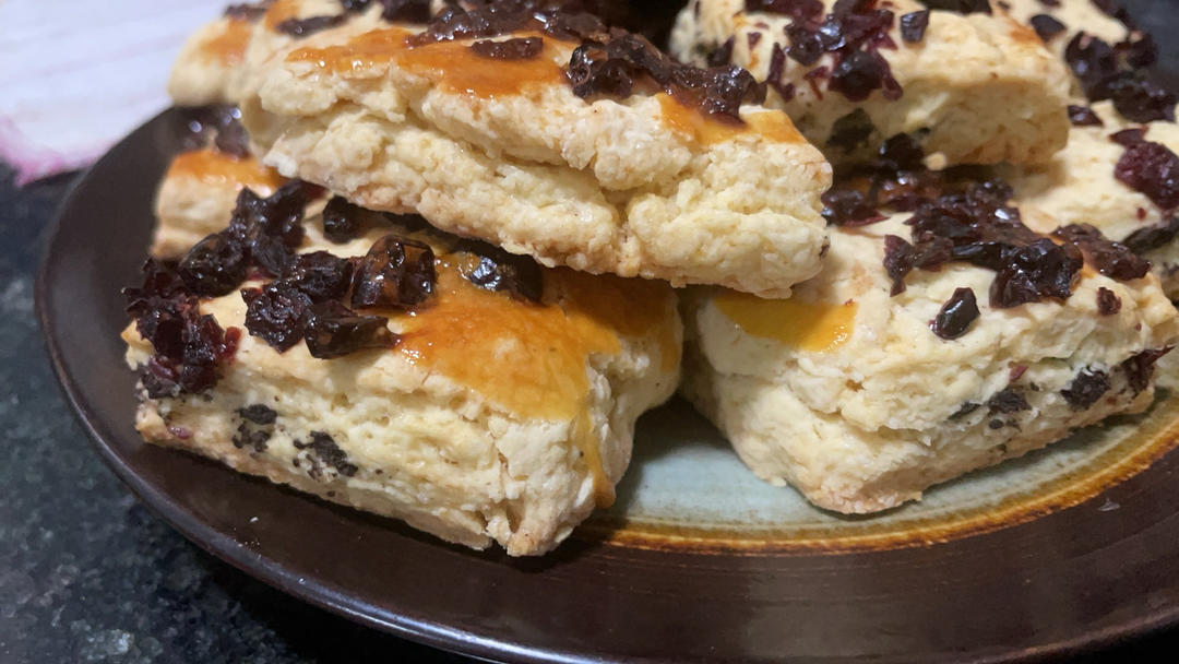 完美裂纹～百分百成功的超好吃奶香司康（禁止搬运）