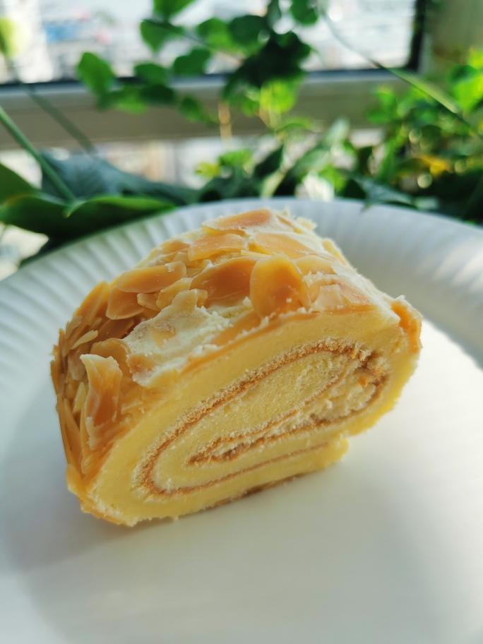 咸奶油杏仁蛋糕卷的做法