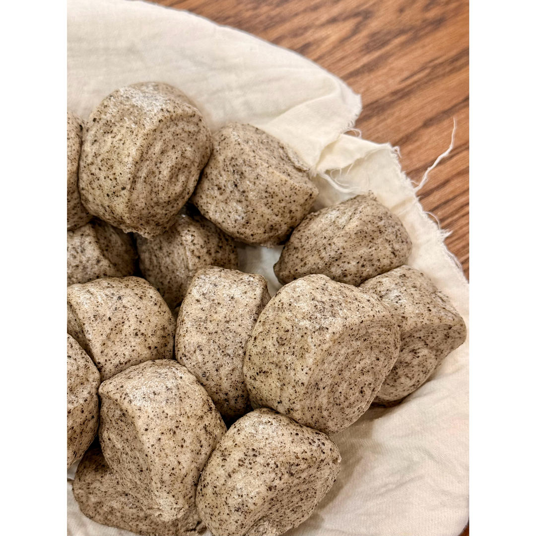 奶香黑芝麻刀切馒头