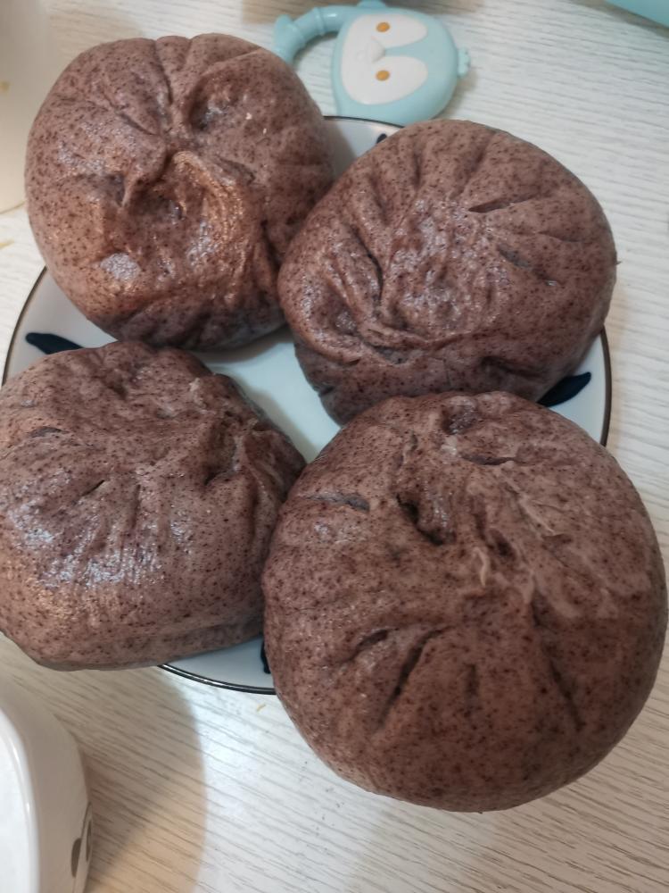 家常槐花嘎啦肉大包子