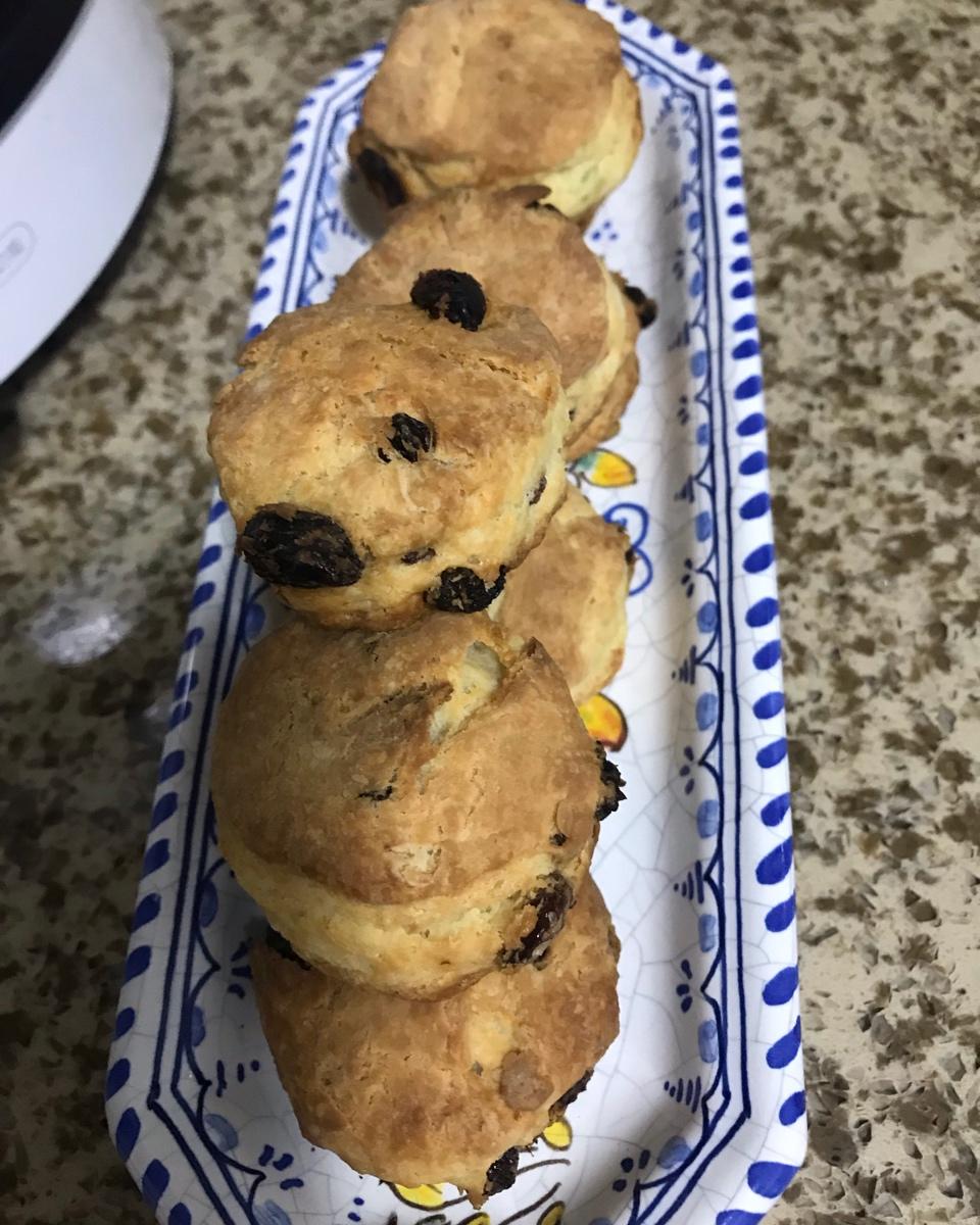 超级松软完美裂纹的司康-English scones