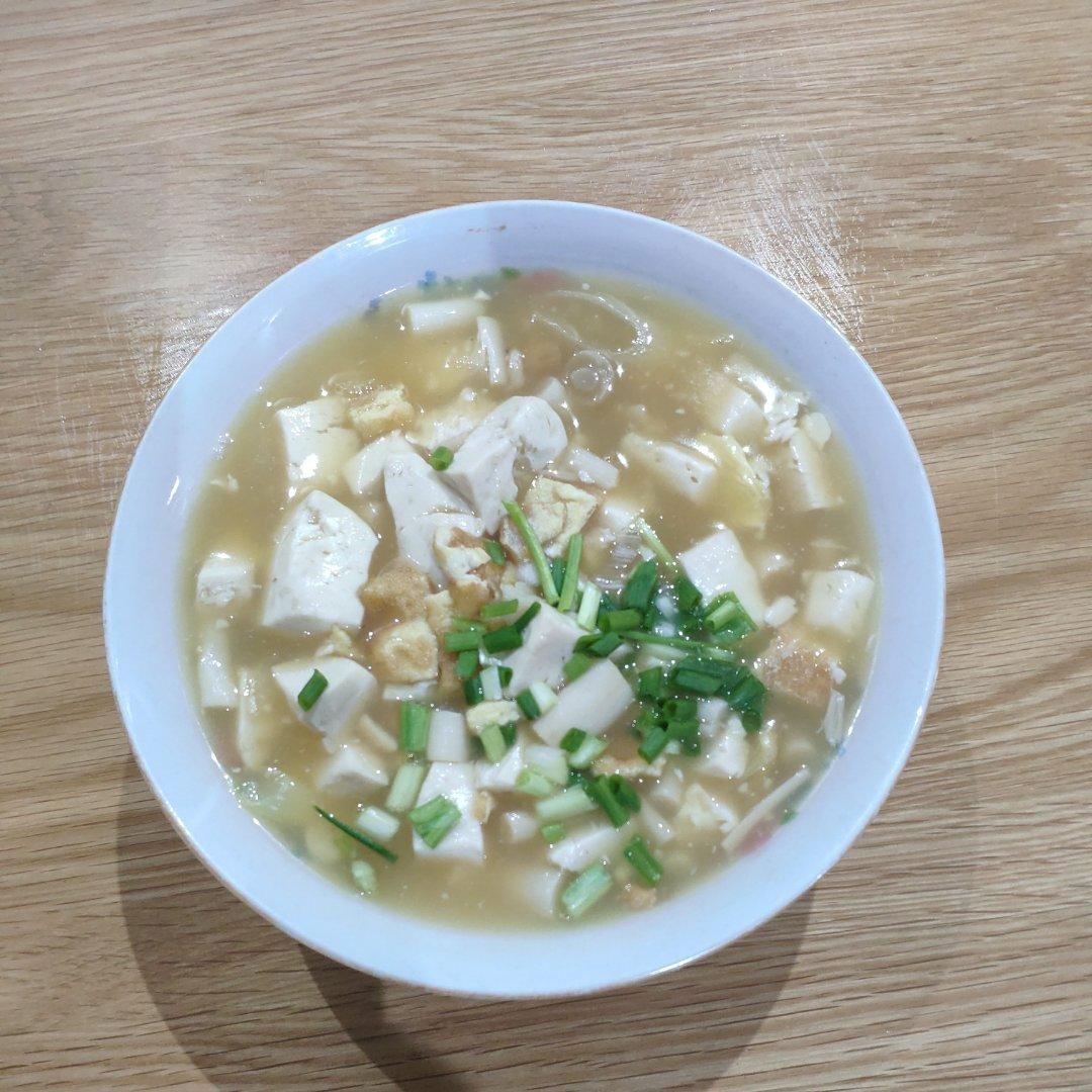 shelly127球球妈做的鲜美豆腐汤的简单做法