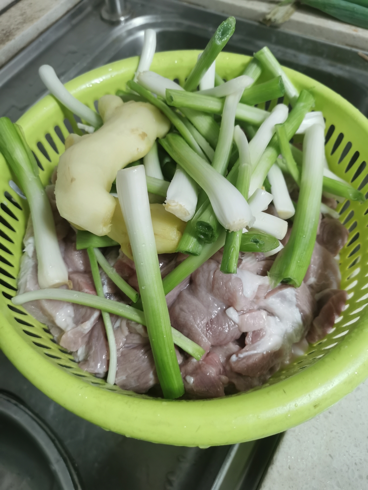 吃肉不见肉的盘龙菜传统做法（蟠龙菜，卷切，肉卷）的做法 步骤3