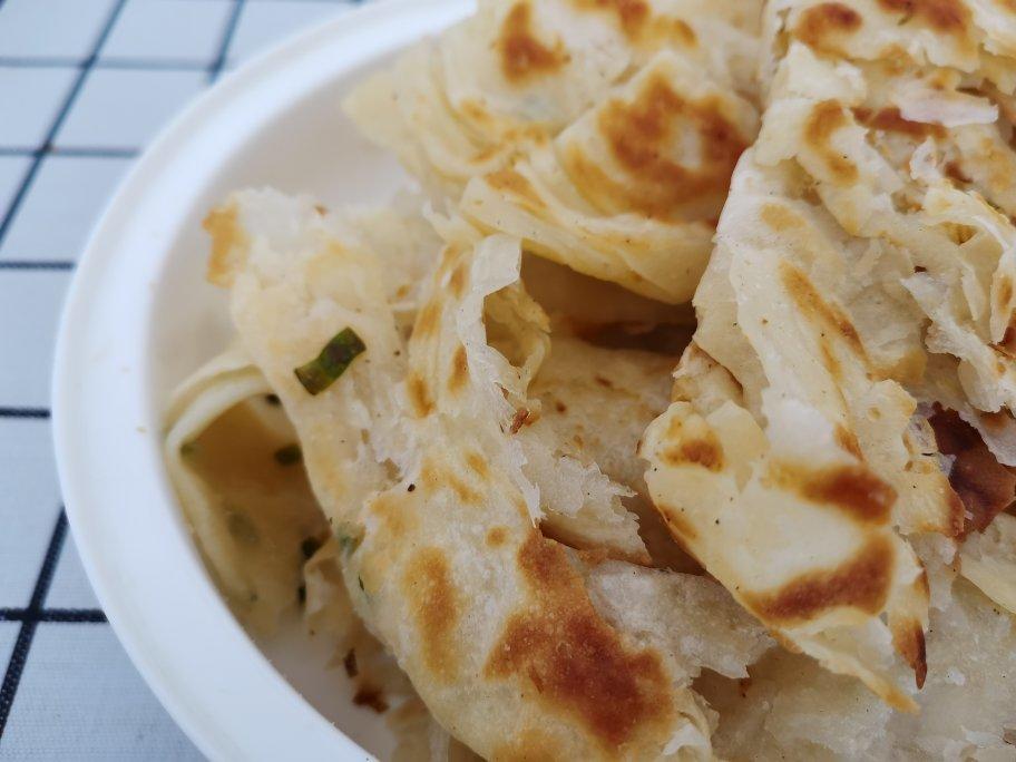 家常鸡蛋葱油饼 凉了也不硬 外酥里软 媲美早餐店 附细节视频详解