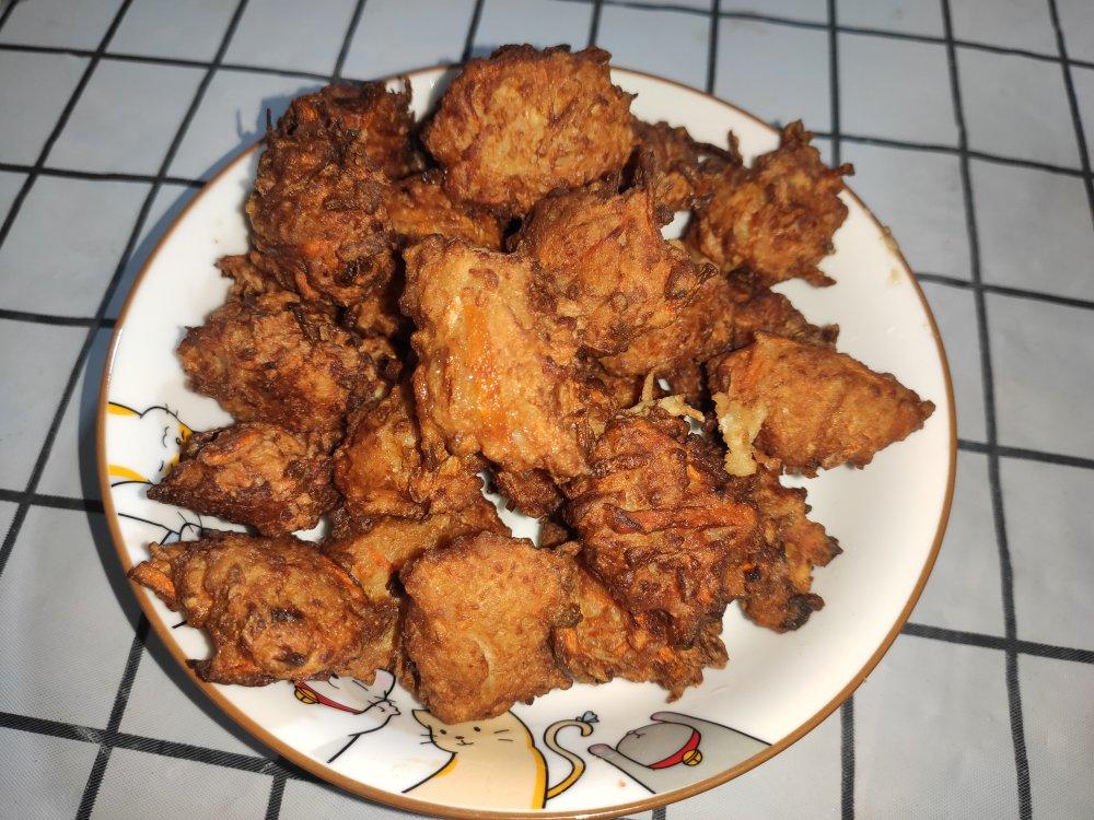油炸萝卜丝肉丸子
