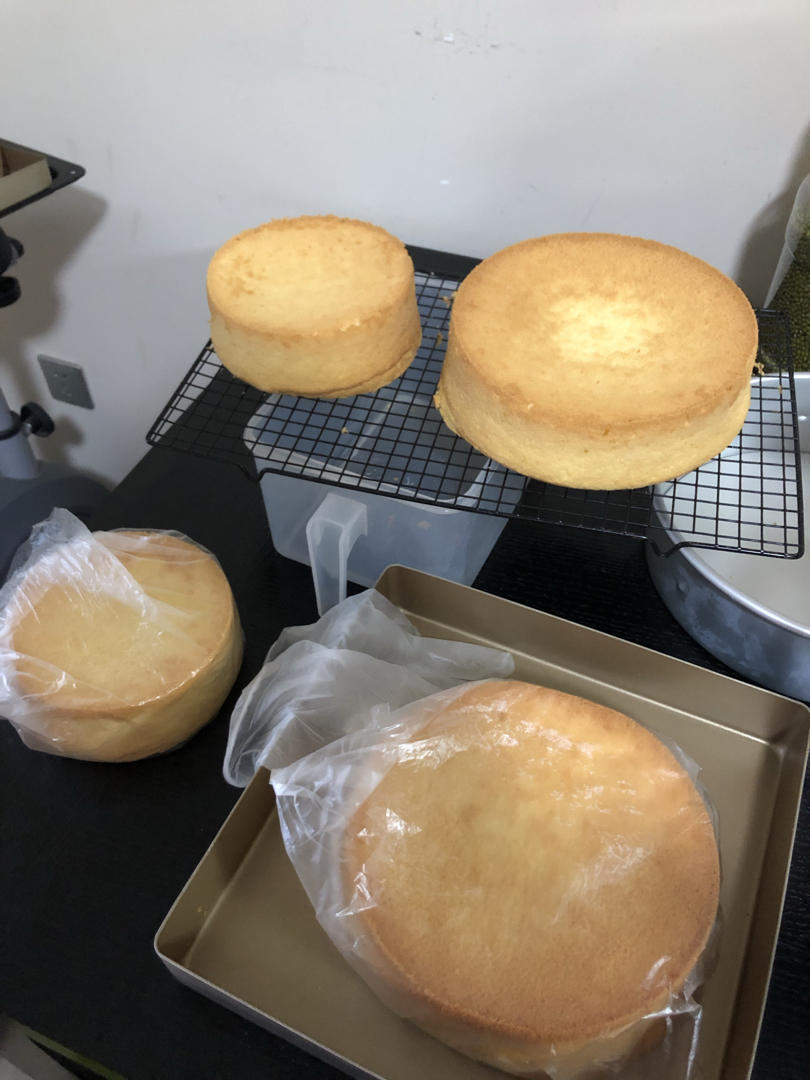 6寸，8寸，10寸戚风蛋糕配方（已更新）