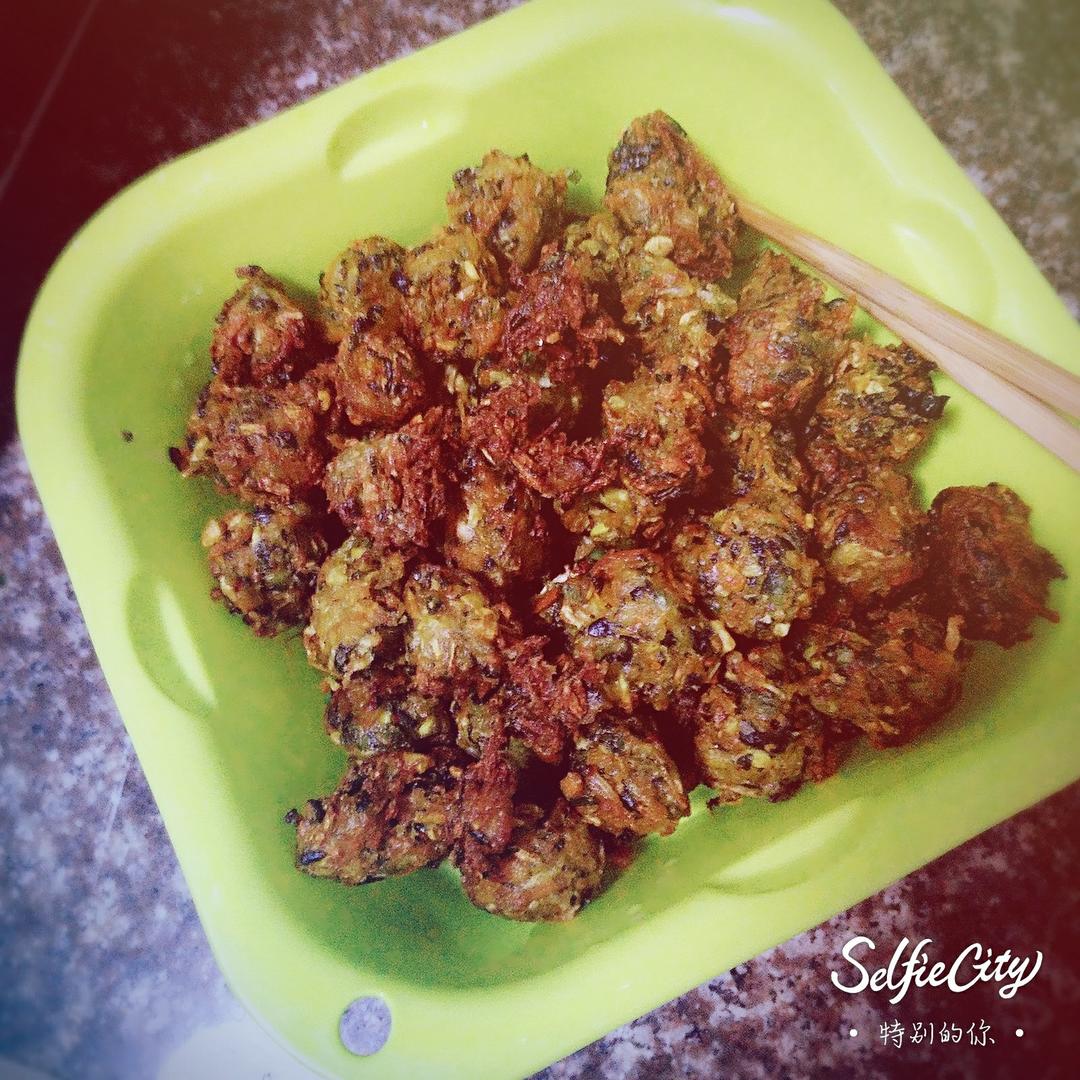 胡萝卜香菜素丸子