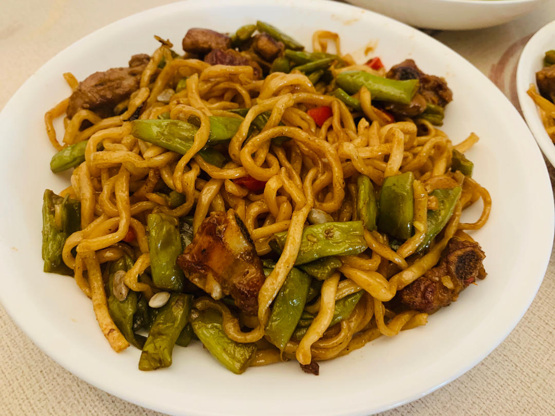 排骨豆角焖面