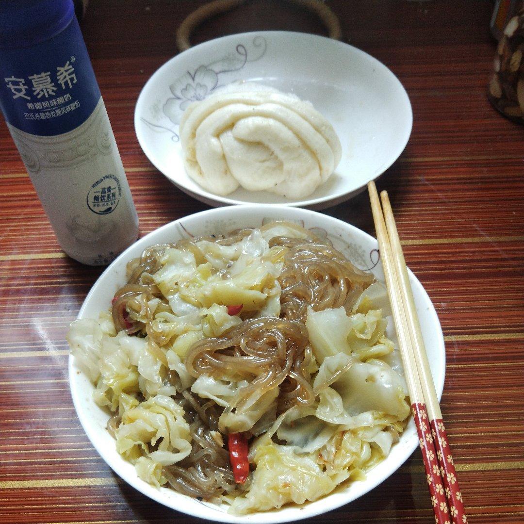 圆白菜炒粉条