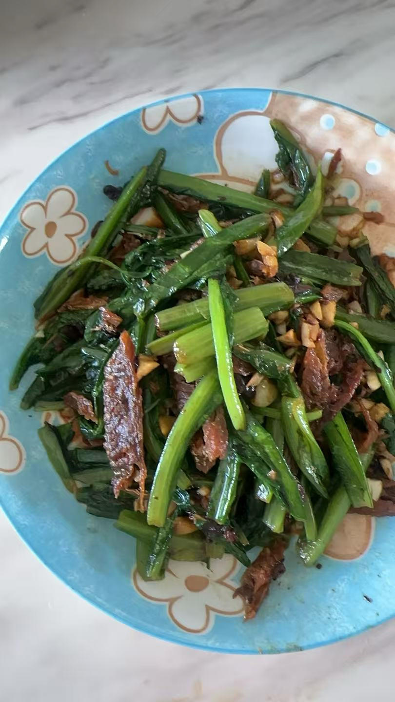 豆鼓鲮鱼油麦菜