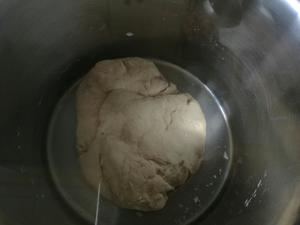打蛋器打发的一次成功的中种拉丝提子面包的做法 步骤1