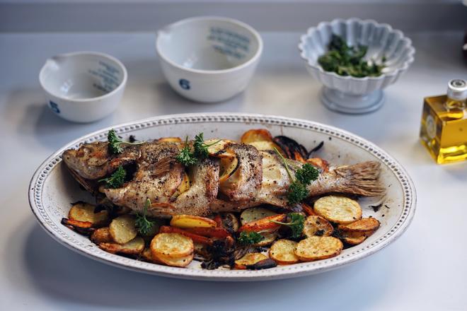 地中海香料烤鱼的做法