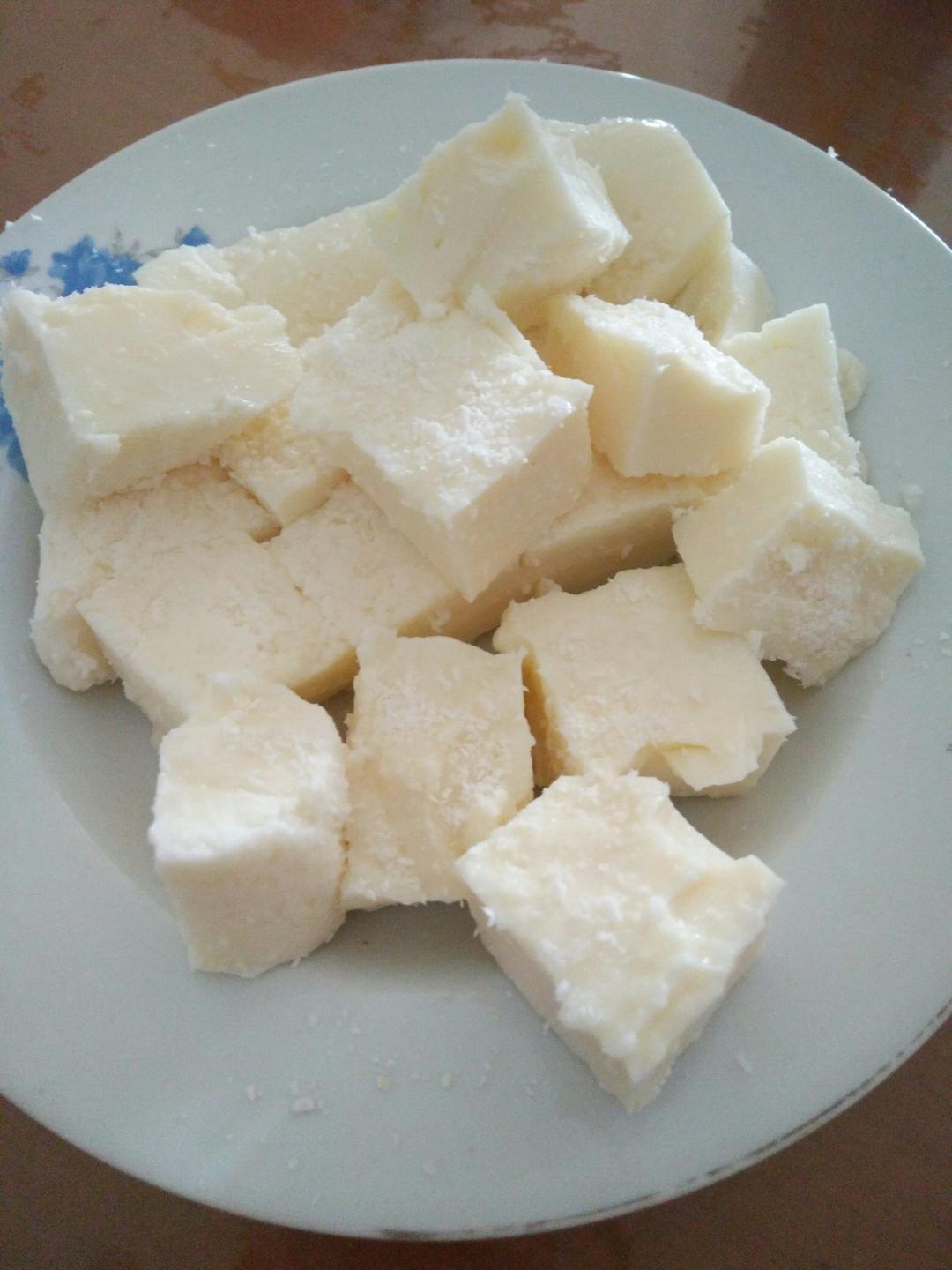 完胜85度C牛奶椰丝小方