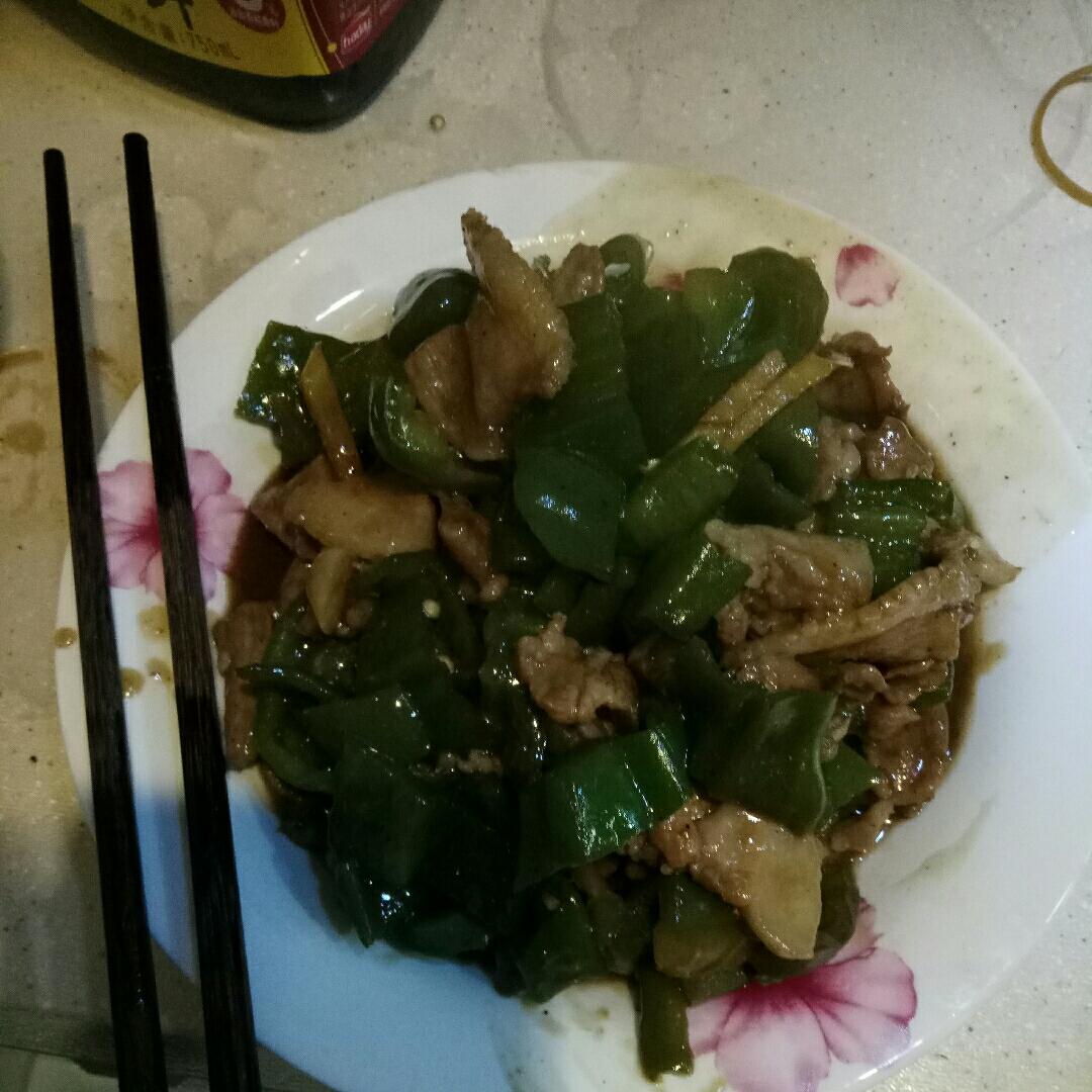 青椒炒肉片