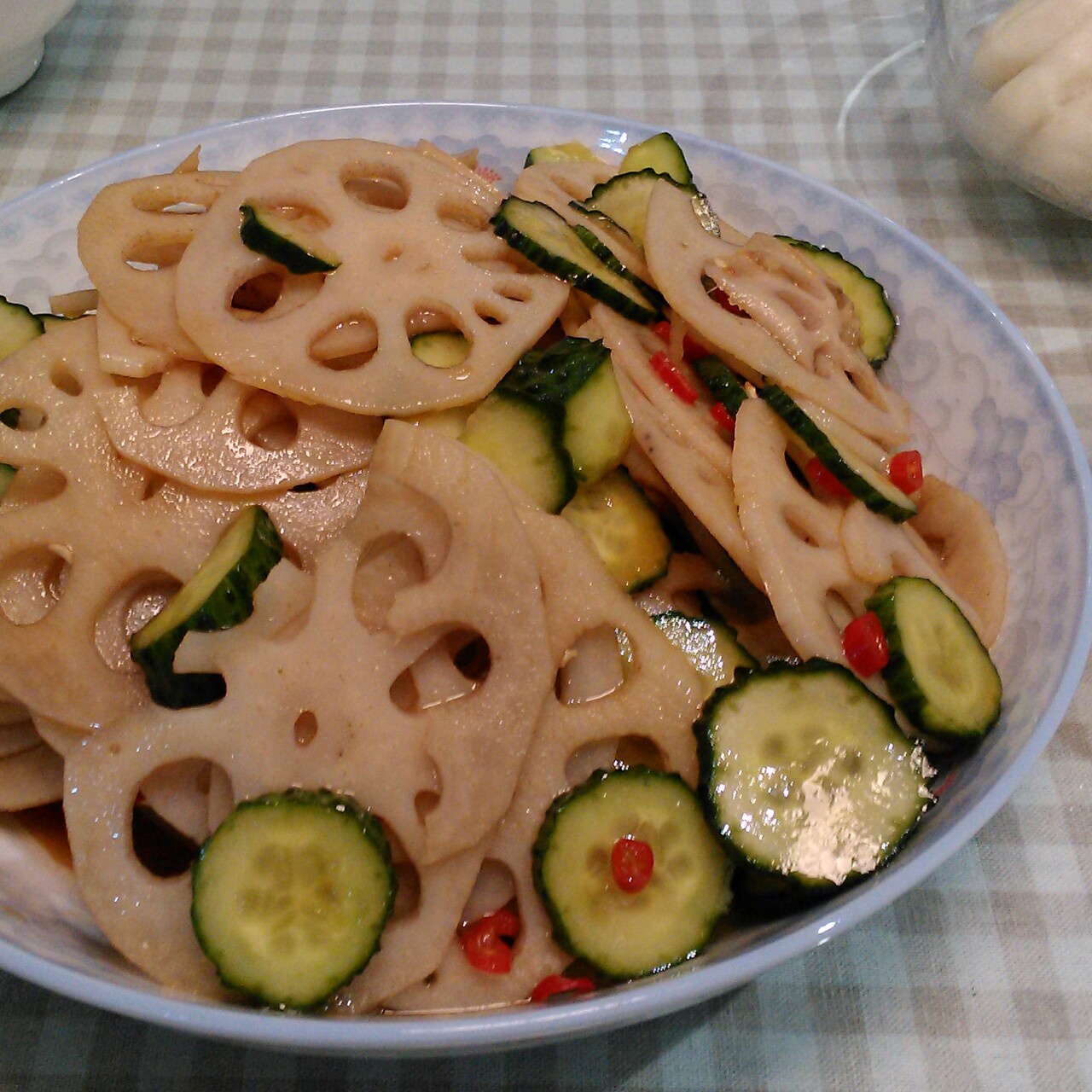 凉拌双脆（黄瓜藕片）